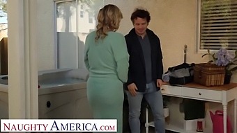 Rachael Cavalli, A Busty Blonde With Tattoos, Seduces And Performs A Blow-Job On The Repairman While Enjoying Lemonade