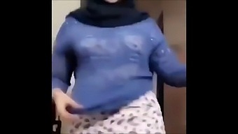 Introducing Somali Porn Star Yanior Genneler
