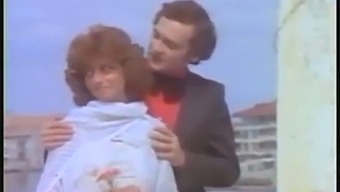 Turkish Couple Enjoys Kissing And Playing With Each Other'S Bodies