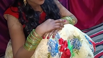 Pertemuan Seksual Awal Seorang Gadis India Muda Dengan Kekasihnya.