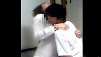 Amateur Asian Couple'S Intimate Encounter Captured On Camera