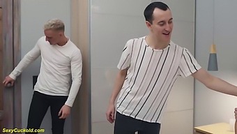 Intenzivní Hardcore Akce S Horkou Milfkou A Velkým Penisem