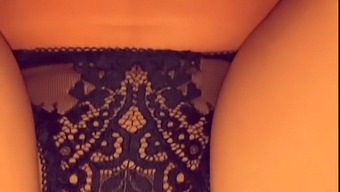 Amatööri Vaimo Saavuttaa Orgasmin Kotitekoinen Video
