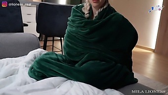 Innocent Stepsister Gets Caught In A Steamy Encounter On Vacation