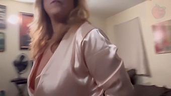 A Step Mom With An Appetizing Ass (Custom Order)